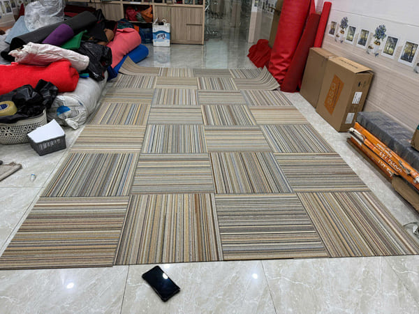 Thảm trải sàn Roma 06 cao cấp màu đẹp dùng cho văn phòng và showroom